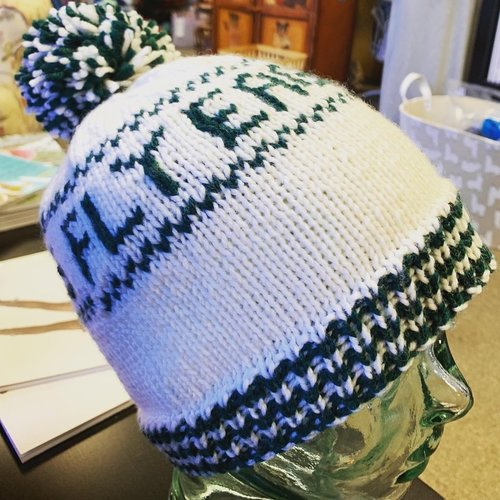 Purls of Wisdom Fly Eagles Fly Hat Kit Purls of Wisdom Fly Eagles Fly Hat Kit