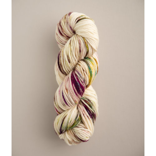 Sweet Georgia Sweet Georgia SW Worsted (3) Sweet Georgia Sweet Georgia SW Worsted (3)