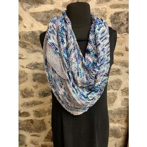 Purls of Wisdom Hug Shot Shawl Kit Purls of Wisdom Hug Shot Shawl Kit