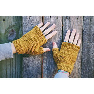Dreareneeknits North Country Mitts Pamphlet
