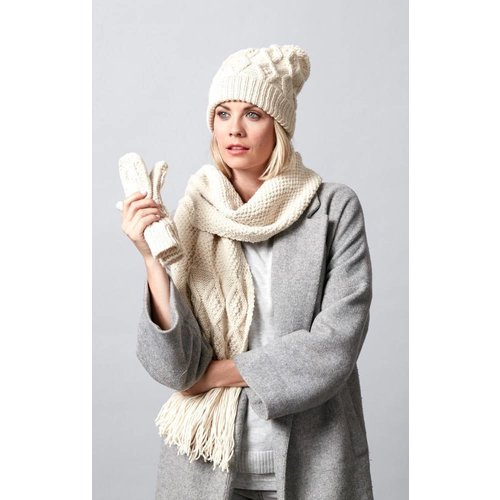 SugarBush Sugar Bush Bold Canadian Warmth Pattern Book SugarBush Sugar Bush Bold Canadian Warmth Pattern Book