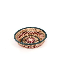 Trade roots Small Pinwheel Basket, Guatemala