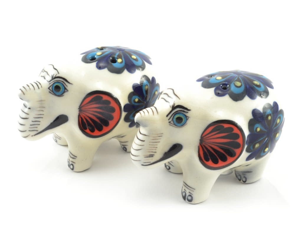 Elephant Salt and Pepper Shakers - Tabletop & Decor - Handmade Guatemalan  Imports