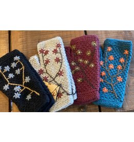 Trade roots Embroidered Armwarmers