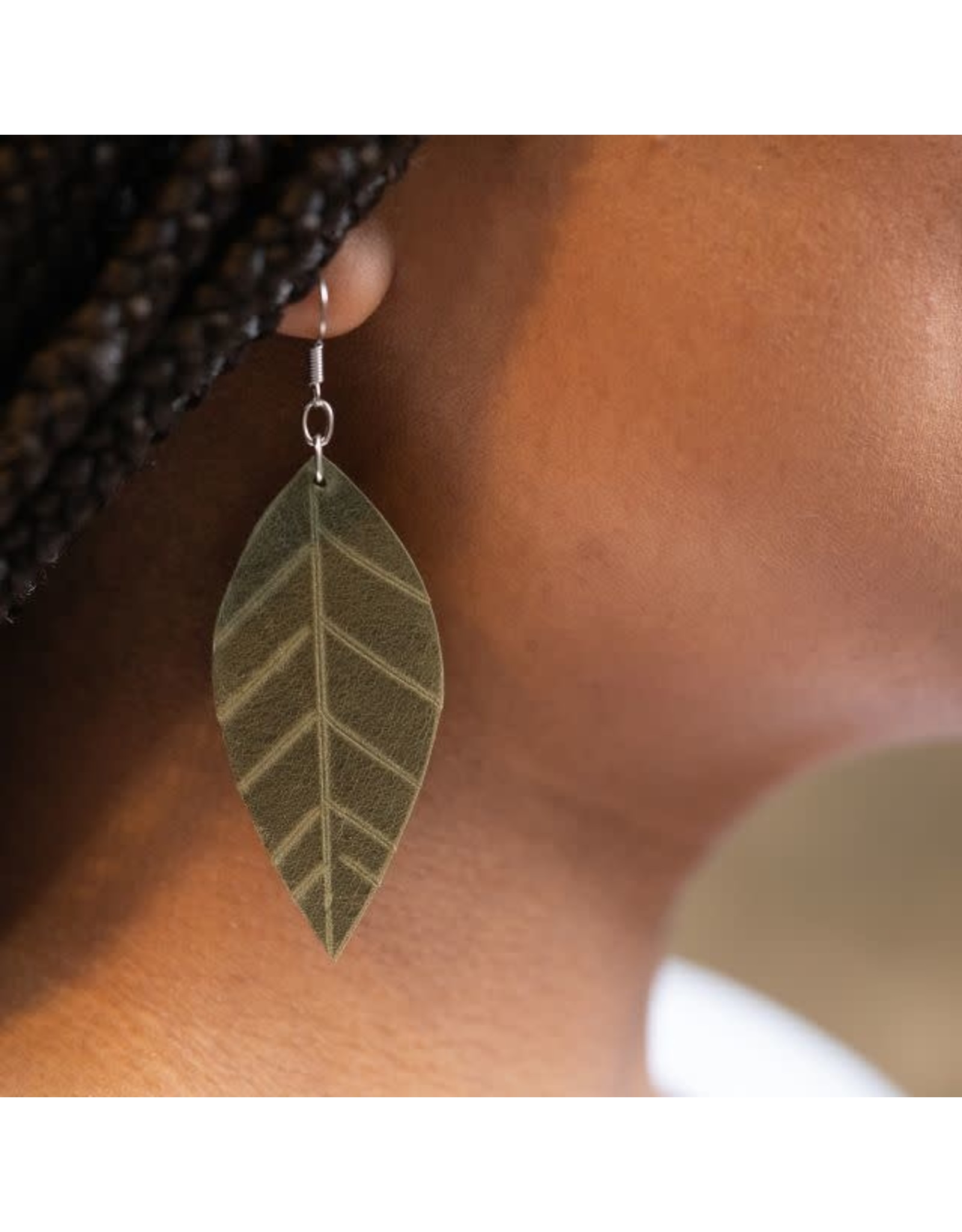 Trade roots Leather Earrings, Black,  Guatemala