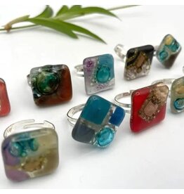 Trade roots Adjustable Fused Glass Ring, Nicaragua