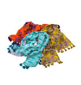 Trade roots Kantha Sari Scarf, India