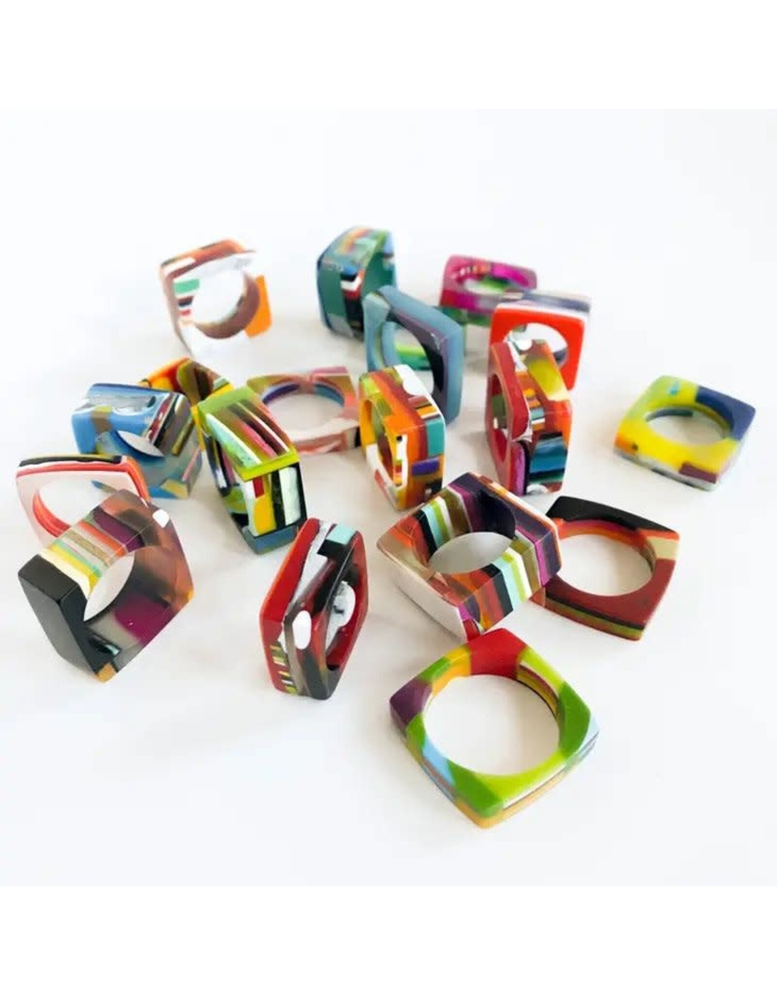 Trade roots Poly-Resin Square Mosaic Rings, Colombia