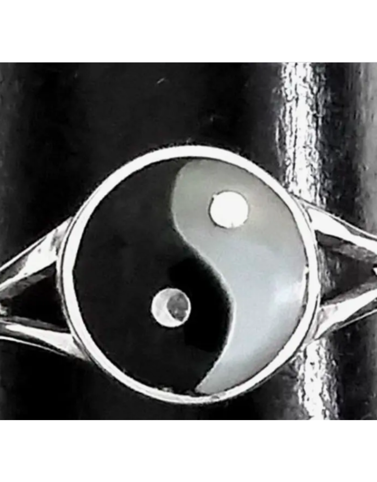 Trade roots Yin-Yang Rings Inlaid with Mother of Pearl