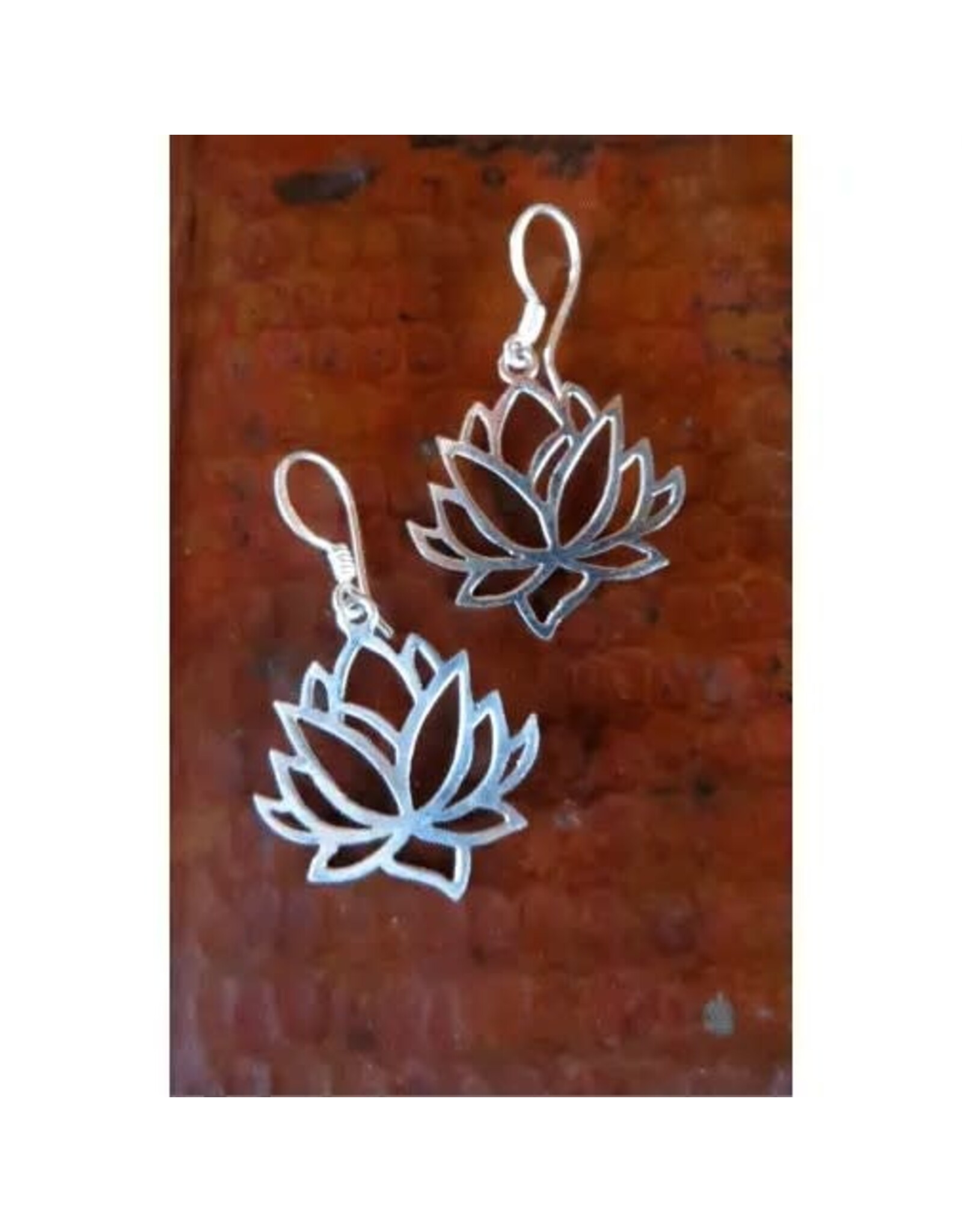 Trade roots Sterling Lotus Dangle