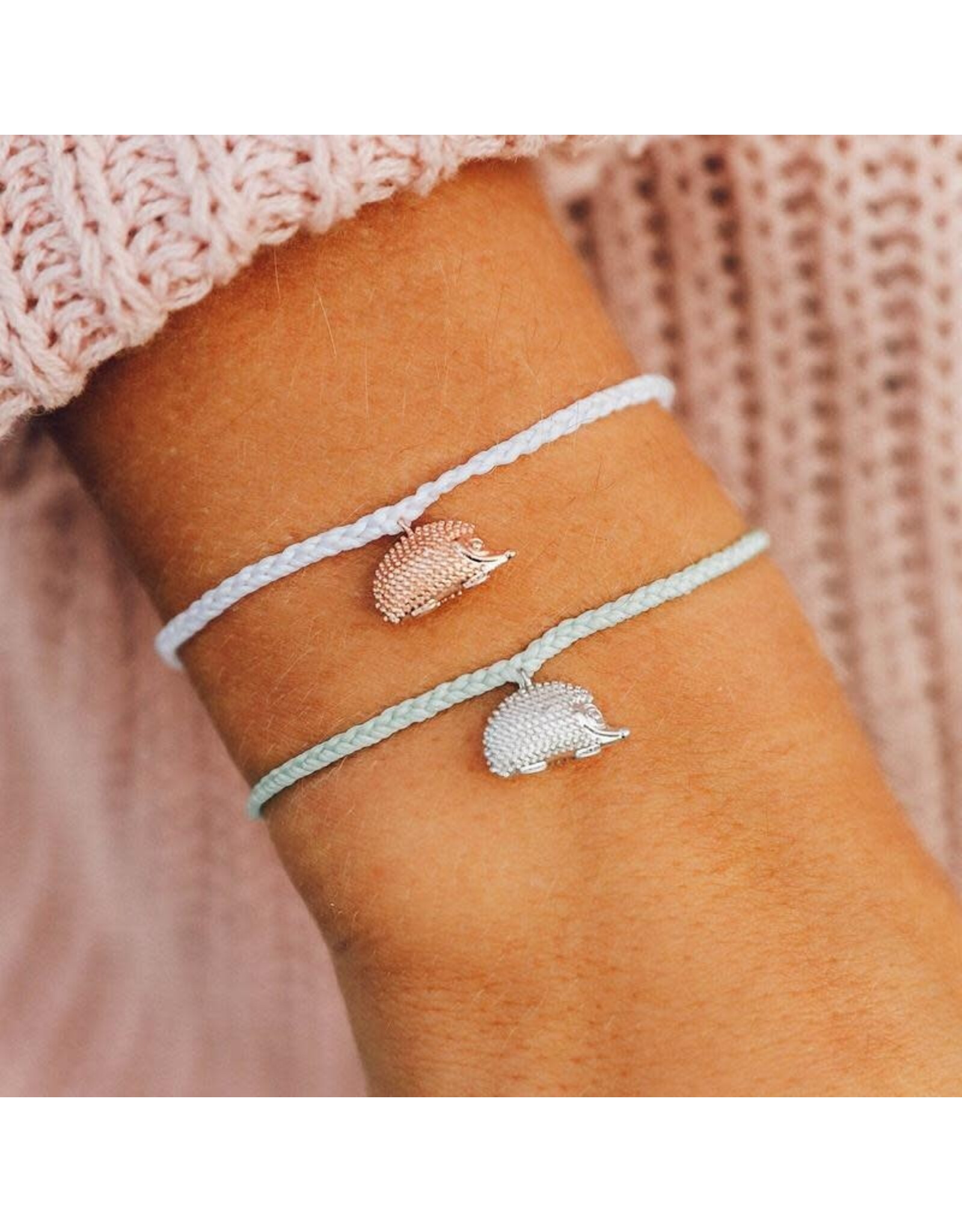 Trade roots Pura Vida, Hedgehog Charm on Winter Fresh Bracelet