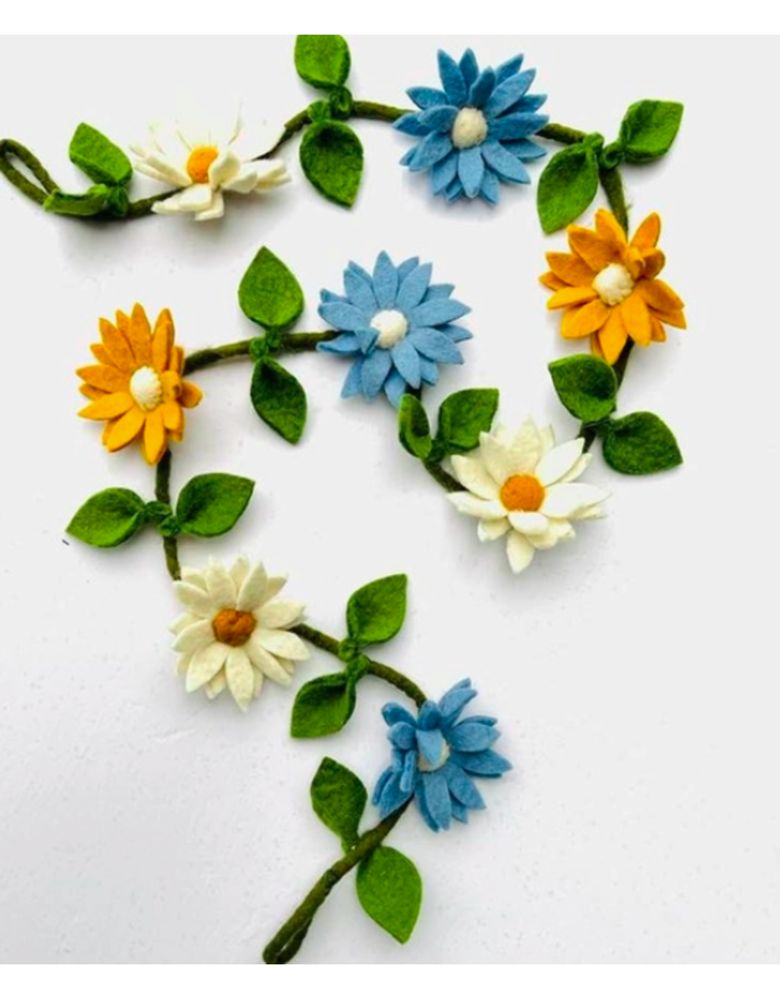 Trade roots Felt Flower Garland - Blue, White and Yellow