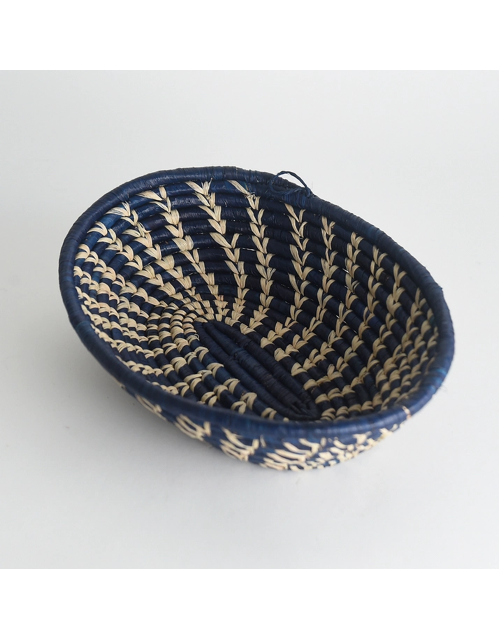 Oval Raffia Basket, Uganda