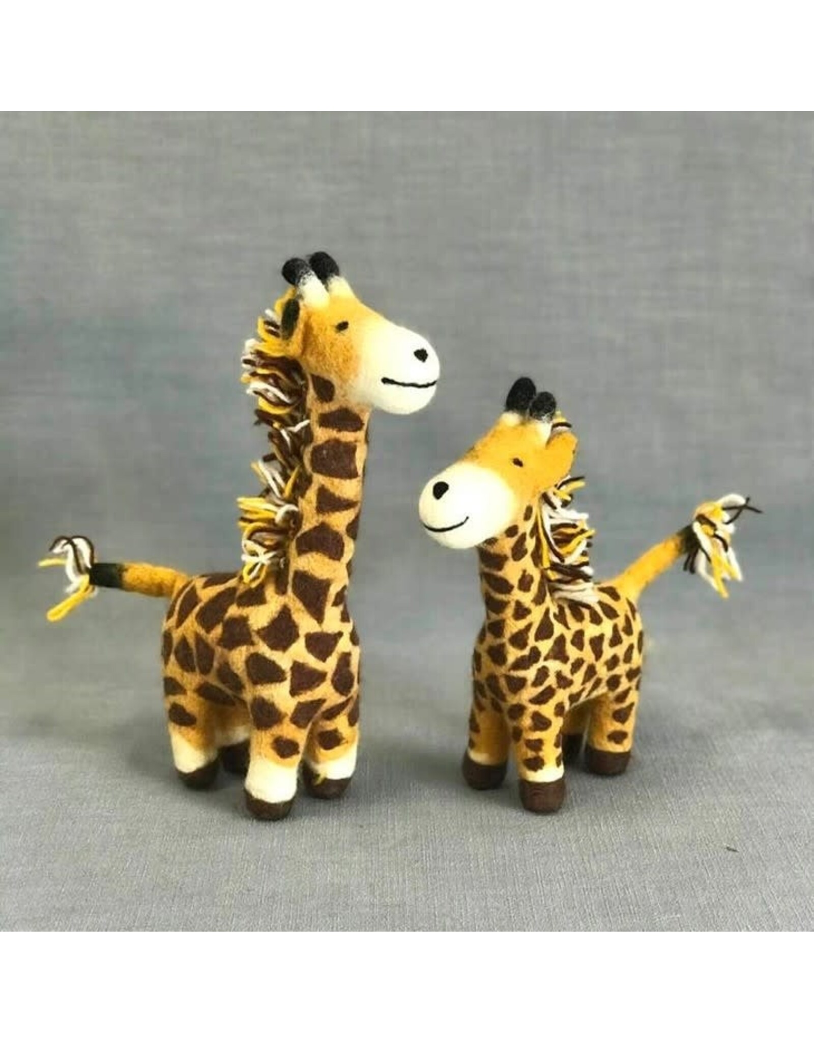 Felt Giraffe - large, Nepal