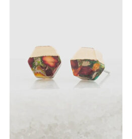 Sedona Studs, Asia