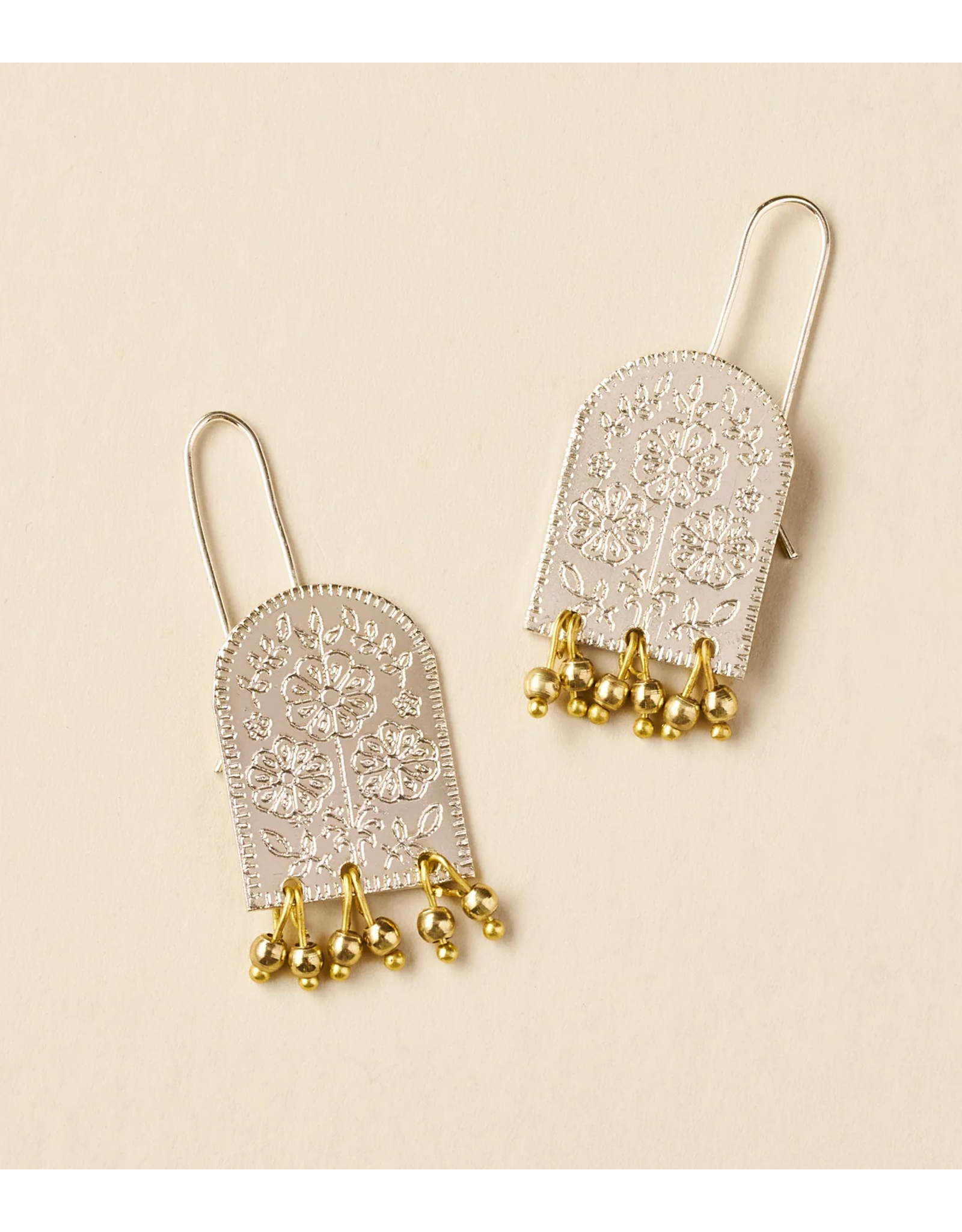Haveli Etched Statement Earring, India