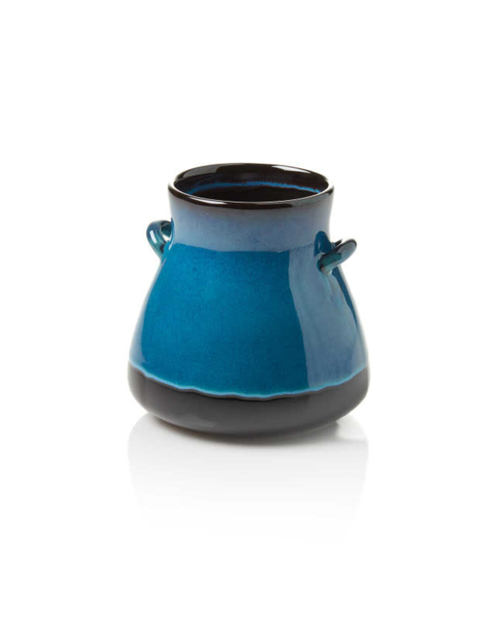 Lak Lake Vase, Vietnam