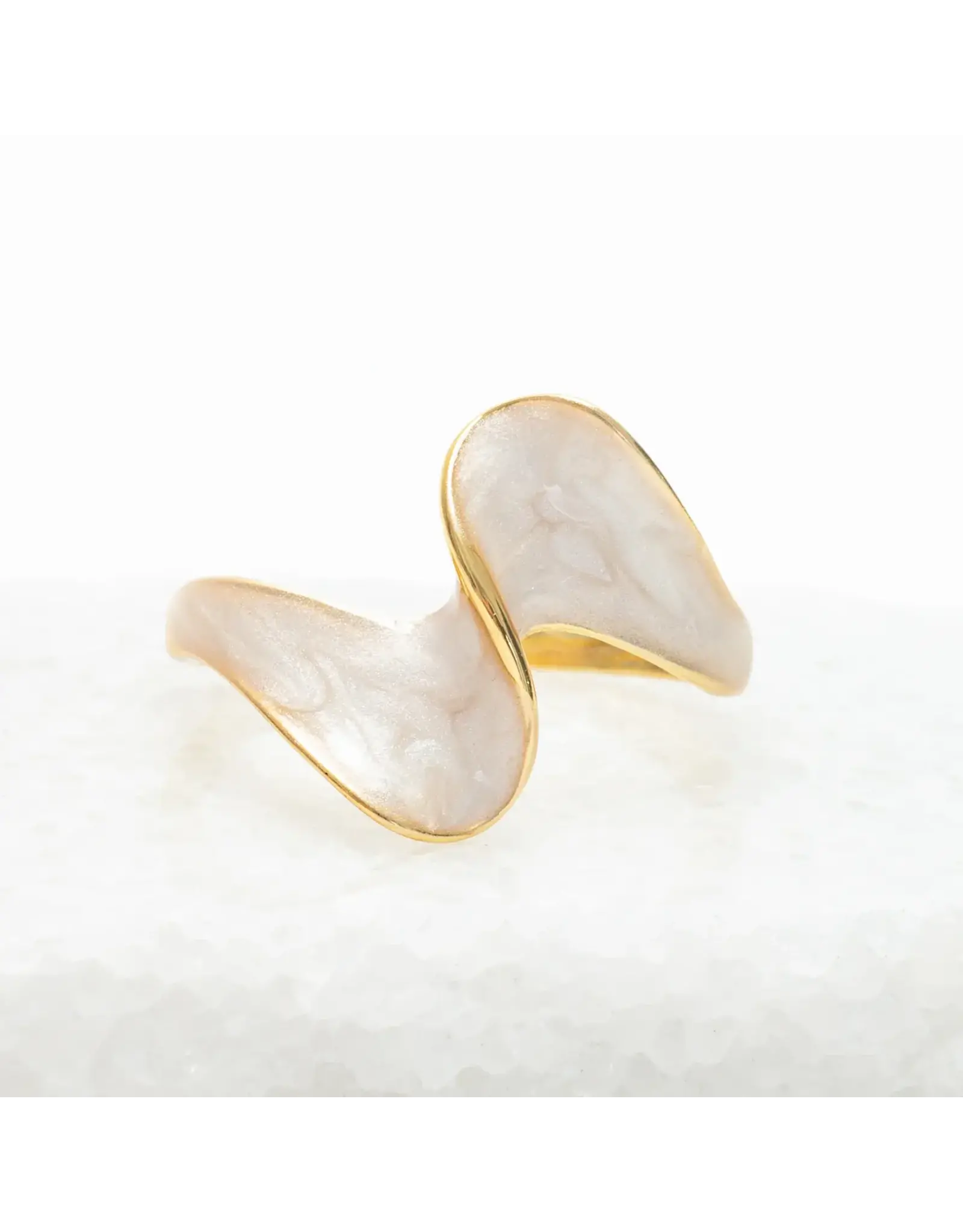 Ribbon of Light Ring in Sandstone