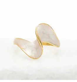 Ribbon of Light Ring in Sandstone