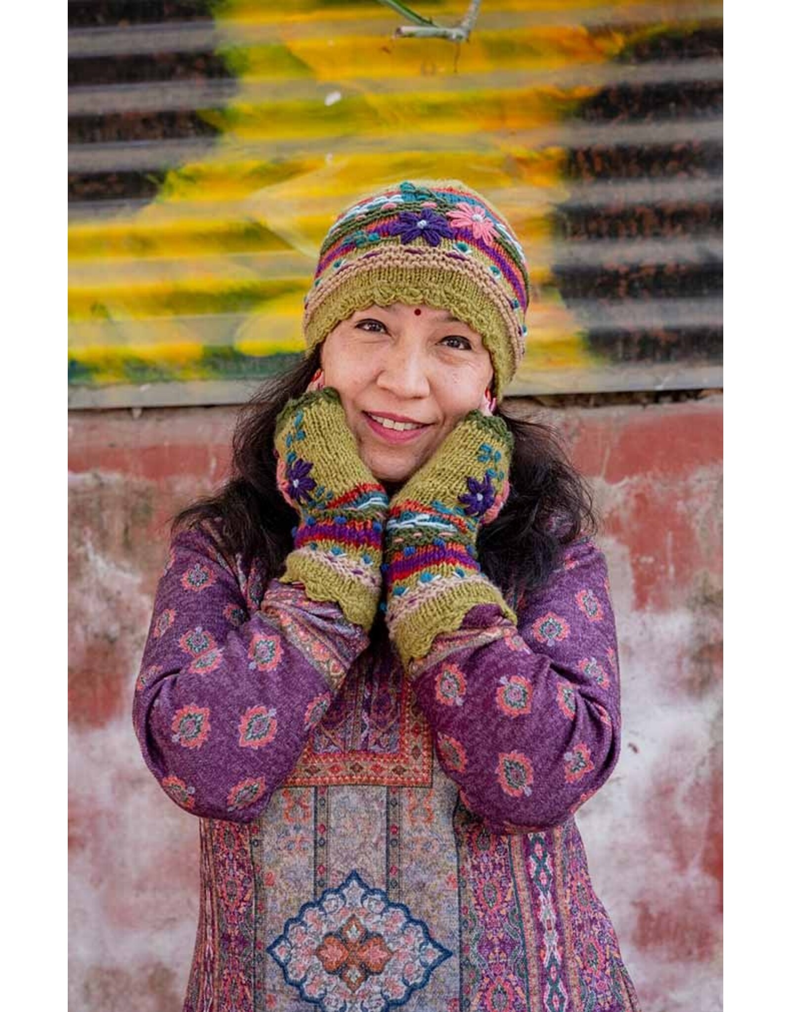 Knit Hat with flowers