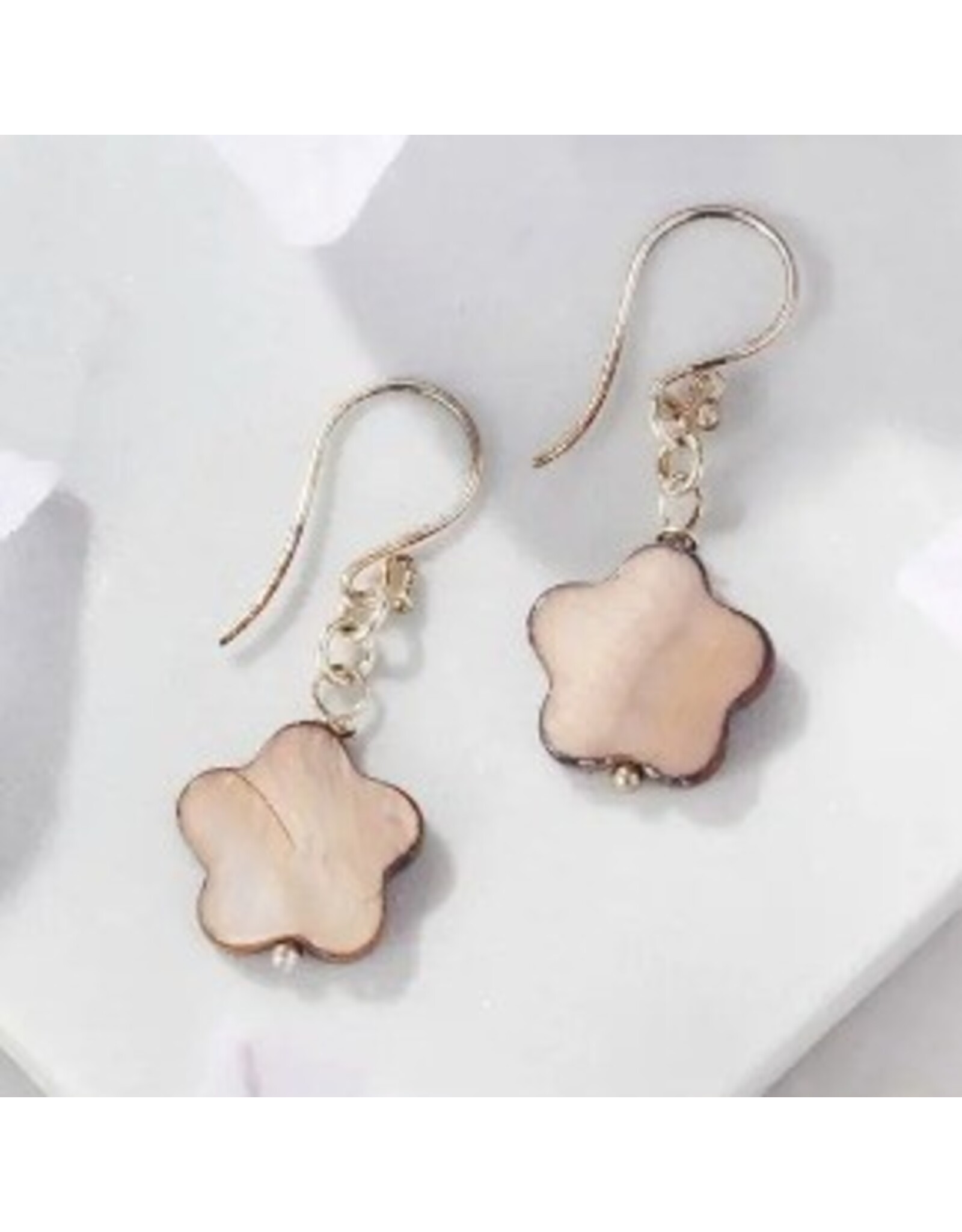 Trade roots Kudu Mother of Pearl Earrings, Indonesia