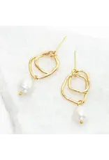 Everlasting Pearl Earrings in Gold