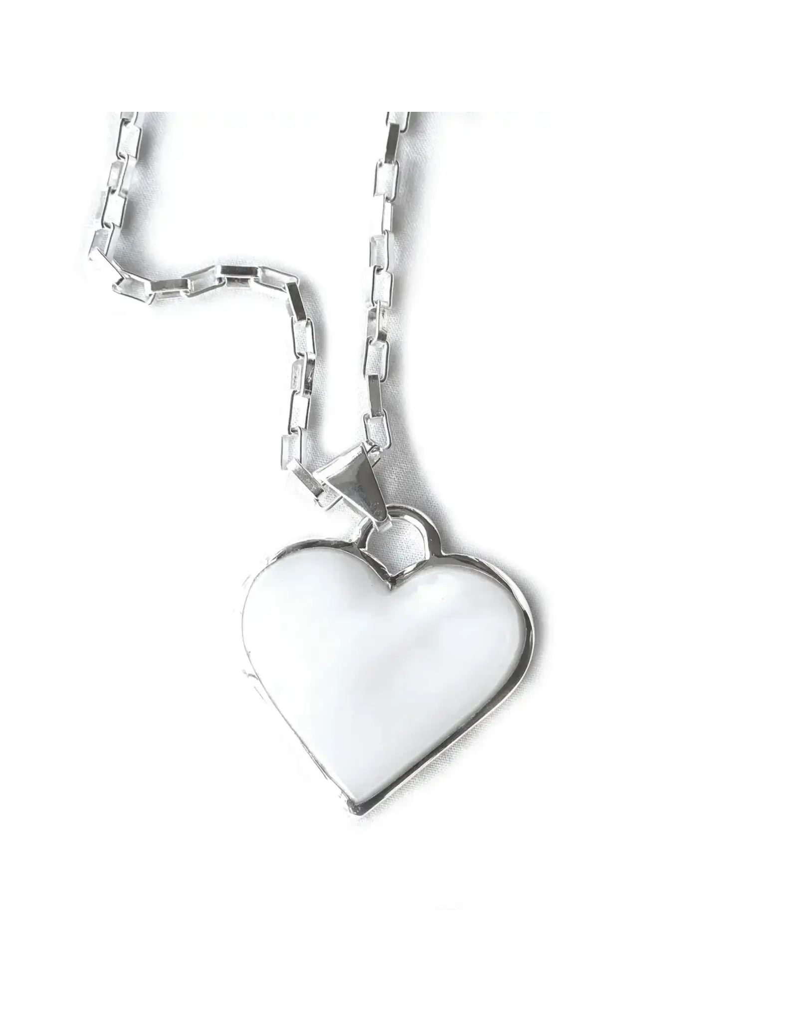 Corazon Blanco White Heart Pendant with Chain