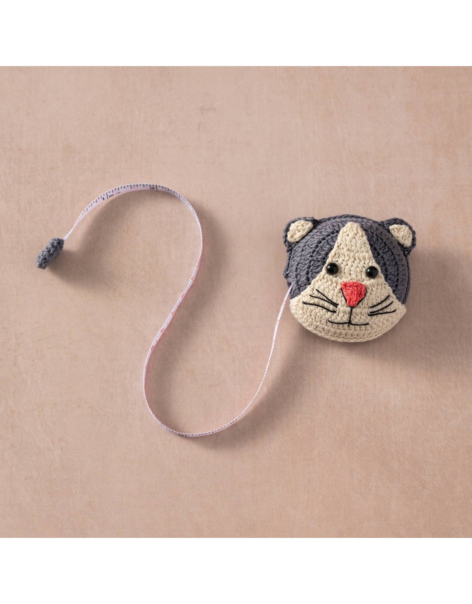 Meo Cat Measuring