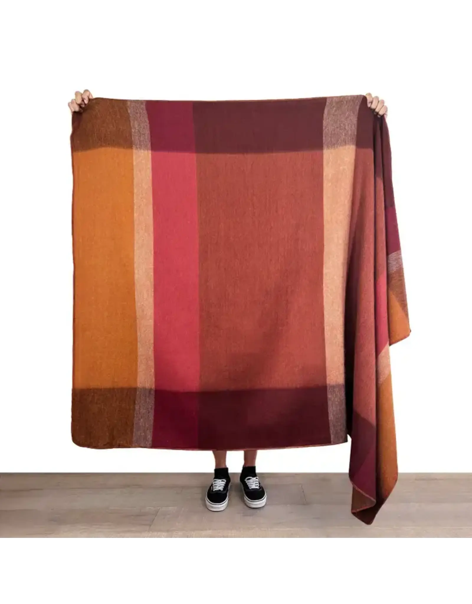 Alpaca Throw Blanket - Amber