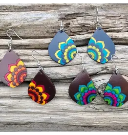 Gourd Flower Drop Earrings, Colombia |