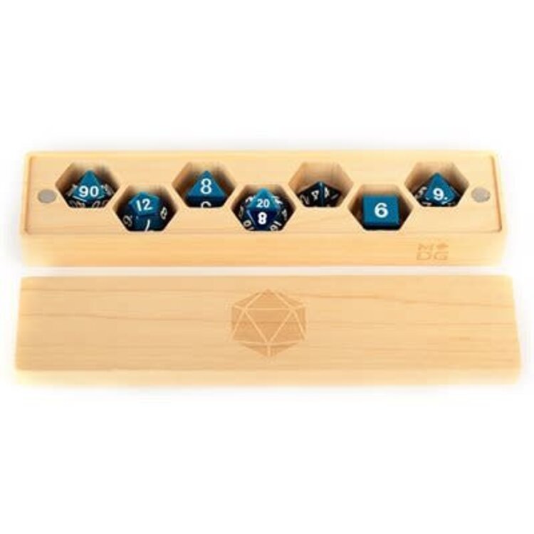 Fanroll Dice Storage: Premium Wood Dice Valut: Maple