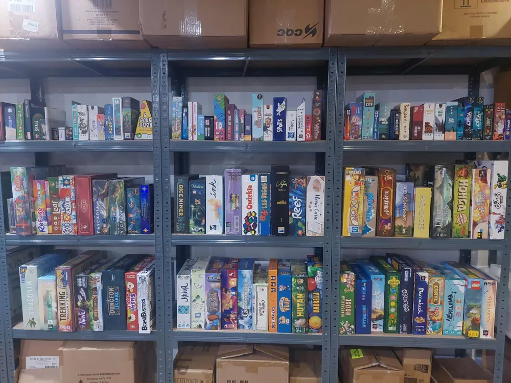 Étagère de jeux de société de démo