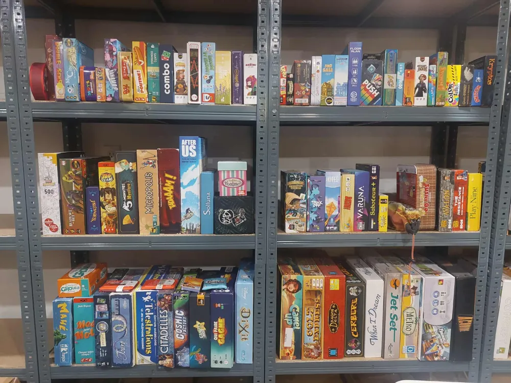 Étagère de jeux de société de démo