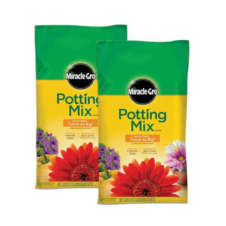 Miracle Gro - Premium Potting Mix - 16 QT (13lbs)