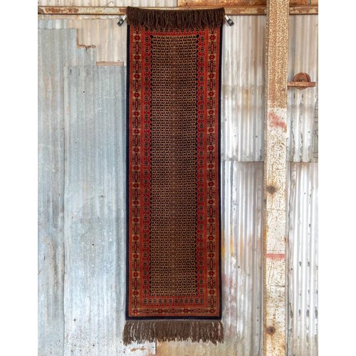 2 ½' x 8' Indian Handmade Black/Cream/Red Pashmina Rug 2 ½' x 8' Indian Handmade Black/Cream/Red Pashmina Rug