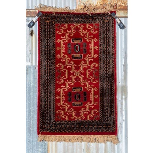 2' x 3' Indian Handmade Brown/Red Pashmina Rug 2' x 3' Indian Handmade Brown/Red Pashmina Rug