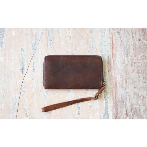 Full of Surprises, Marshé Clutch ;) Full of Surprises, Marshé Clutch ;)
