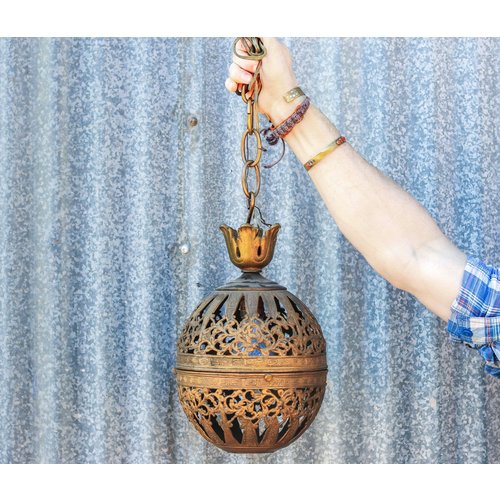 Brass Sphere light (Store pick up only) Brass Sphere light (Store pick up only)