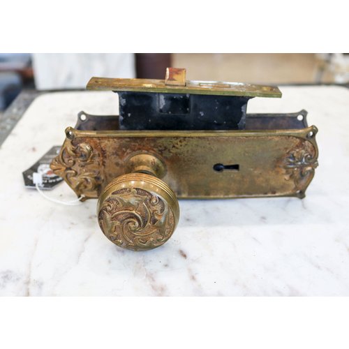 American Art Nouveau Brass Door Knob Set American Art Nouveau Brass Door Knob Set