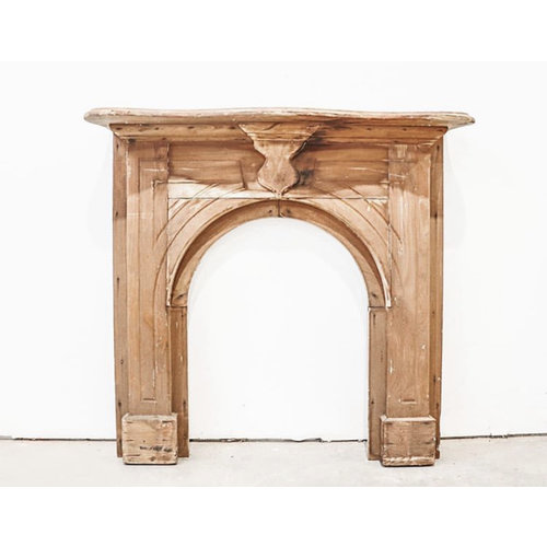 Wooden Arts & Crafts Mantel Wooden Arts & Crafts Mantel