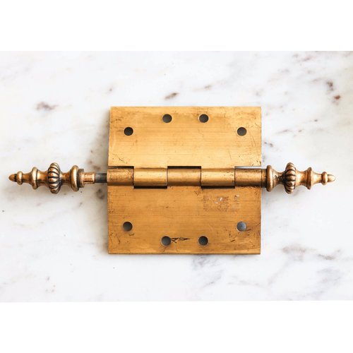 Brass Victorian Door Hinge with Loose Pin