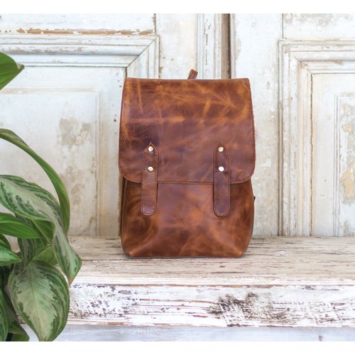 Marshe Full Grain Marshé LeatherBackpack Marshe Full Grain Marshé LeatherBackpack
