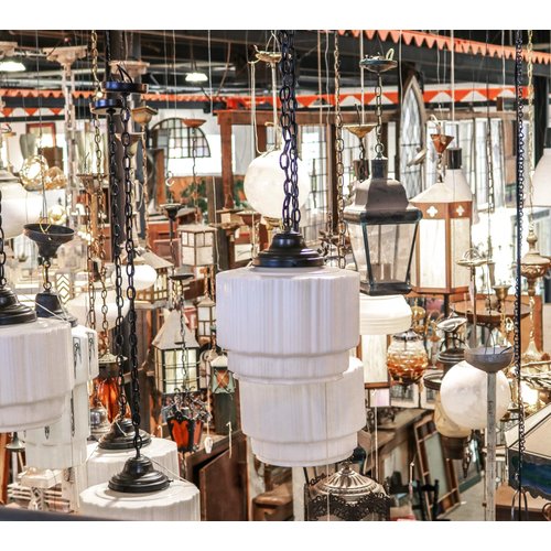 Pendant Light with Art Deco Shade Pendant Light with Art Deco Shade