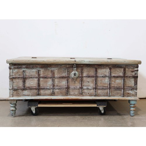Solid Wood Storage Trunk Chest Solid Wood Storage Trunk Chest