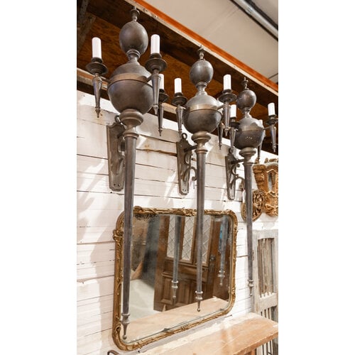 Gothic Outdoor Sconce 3 Sockets