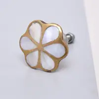 Alyssum Flower Brass Shell Knob
