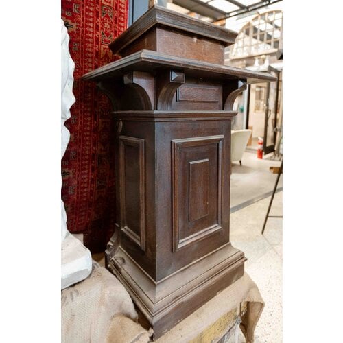 Antique Oak Podium Antique Oak Podium