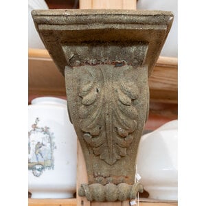 Single Acanthus Corbel Single Acanthus Corbel