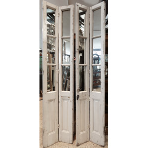 Egyptian Mirrored Bi-fold Doors