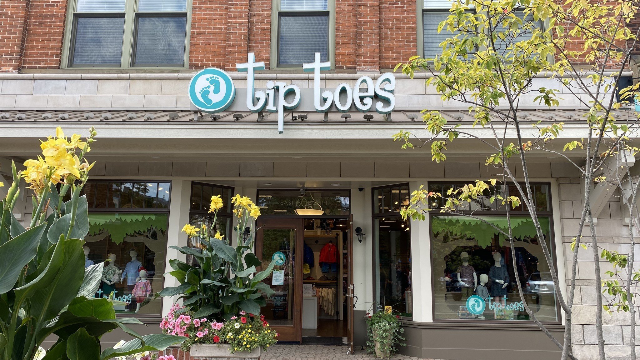 TipToes Store Front